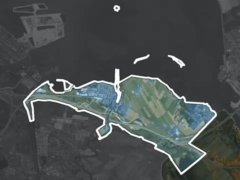 Luchtfoto van Muiden in Gooise Meren